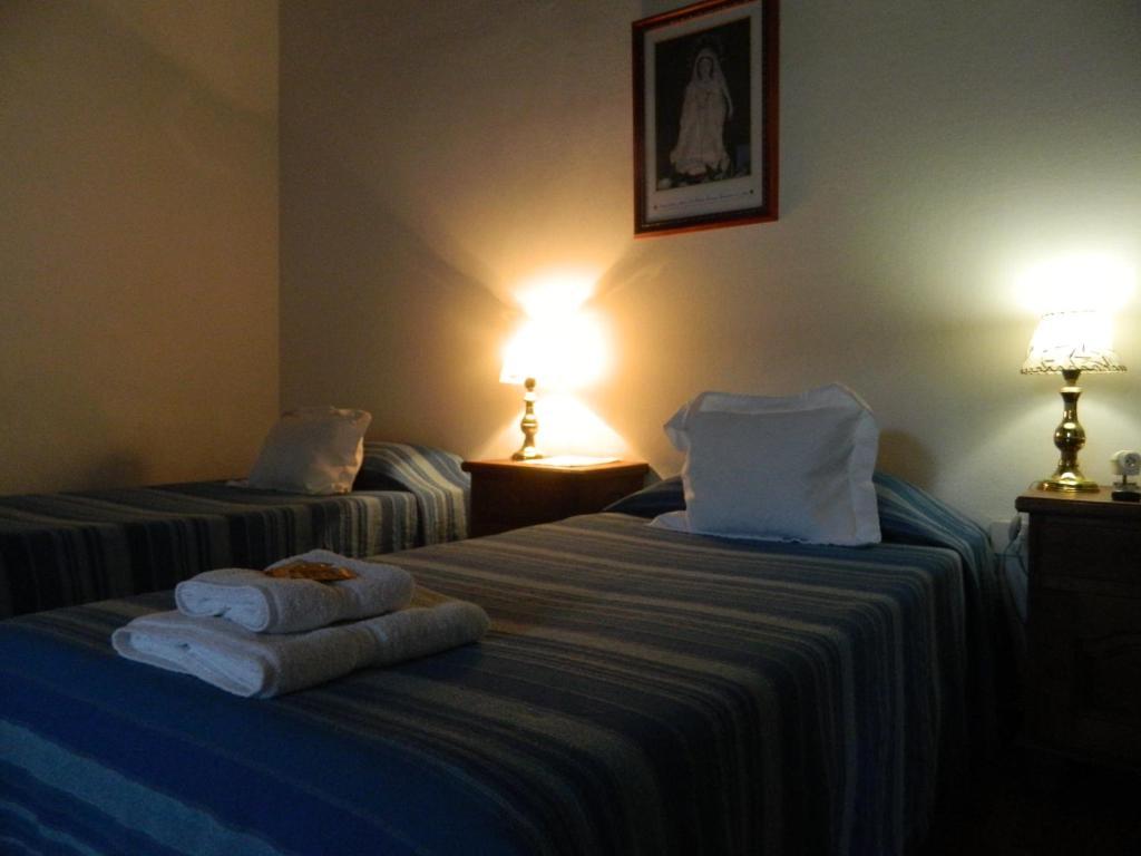 Hostal El Cerrito San Lorenzo San Lorenzo  Kültér fotó