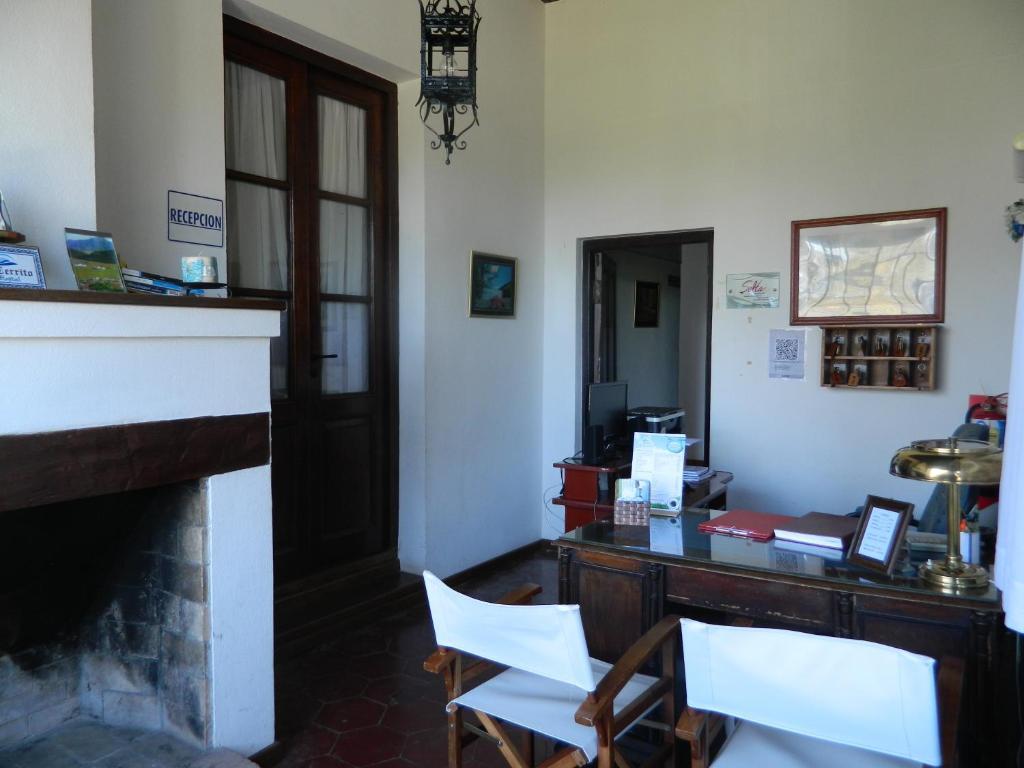 Hostal El Cerrito San Lorenzo San Lorenzo  Kültér fotó