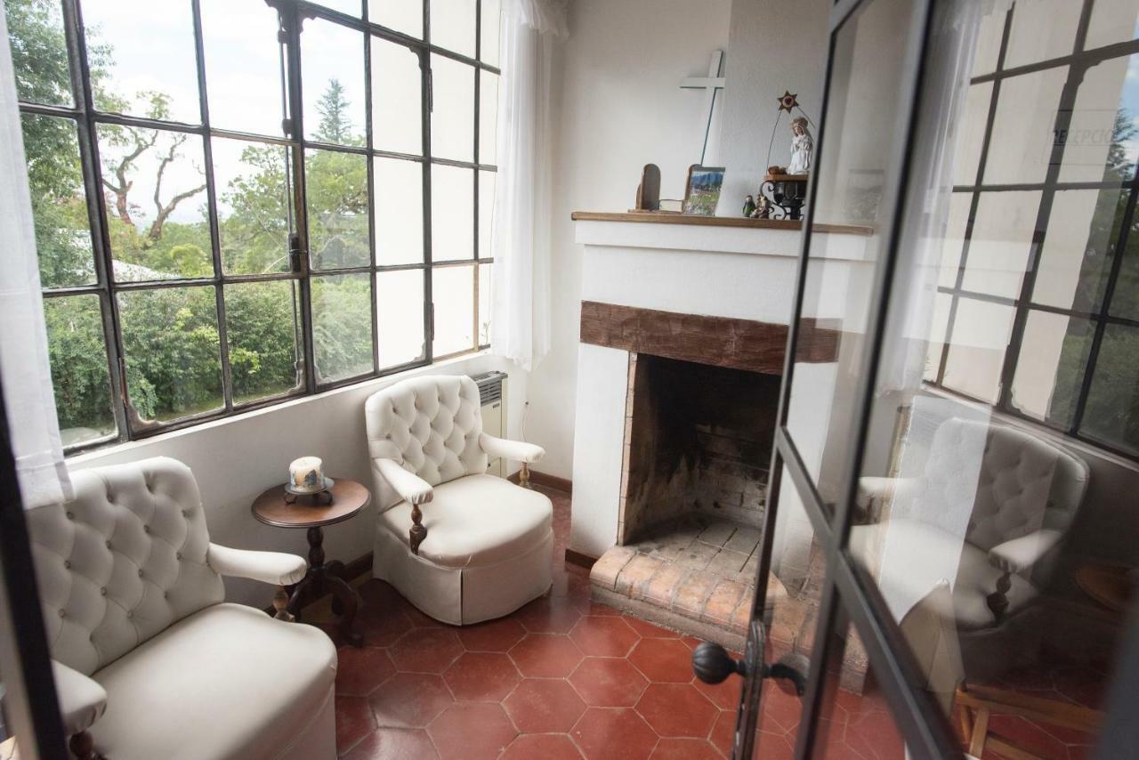 Hostal El Cerrito San Lorenzo San Lorenzo  Kültér fotó